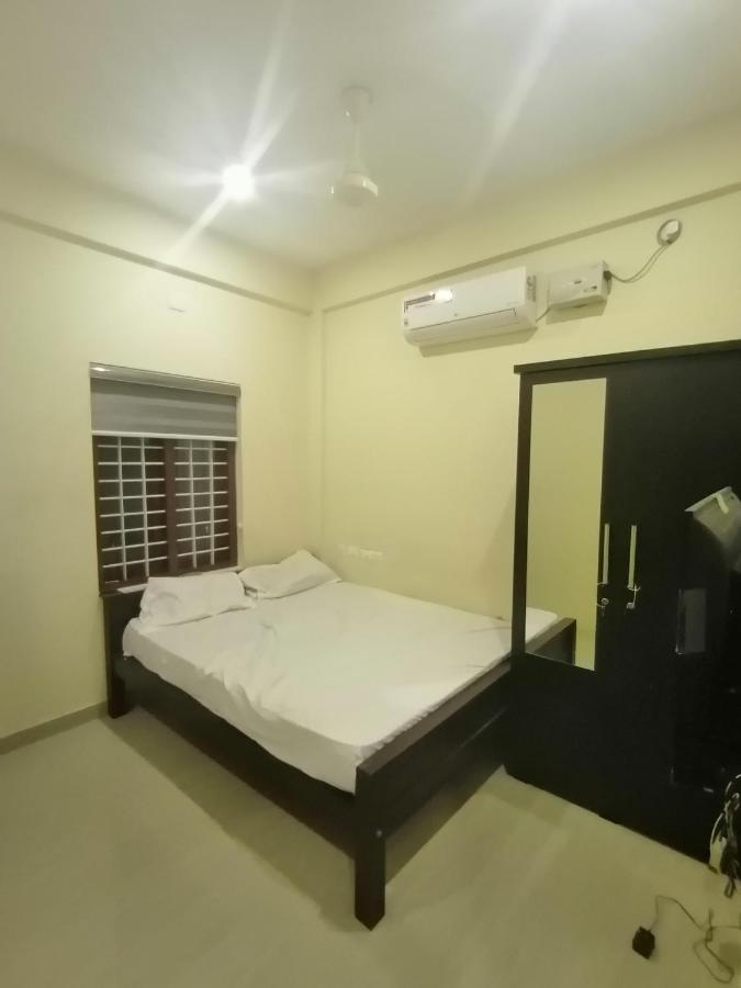 Queens Residency Thrissur 外观 照片